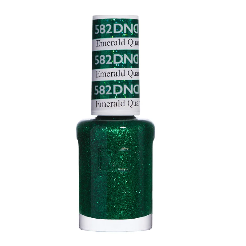 nail polish cut timber-DND Nail Lacquer - 582 Emerald Quartz