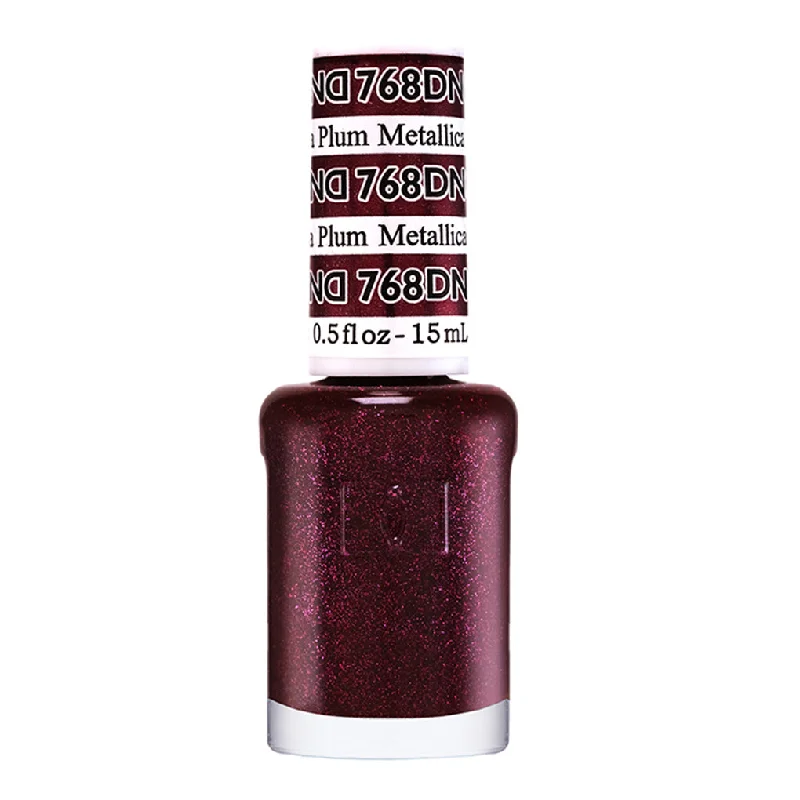 nail polish strong downpour-DND Nail Lacquer - 768 Metallica Plum